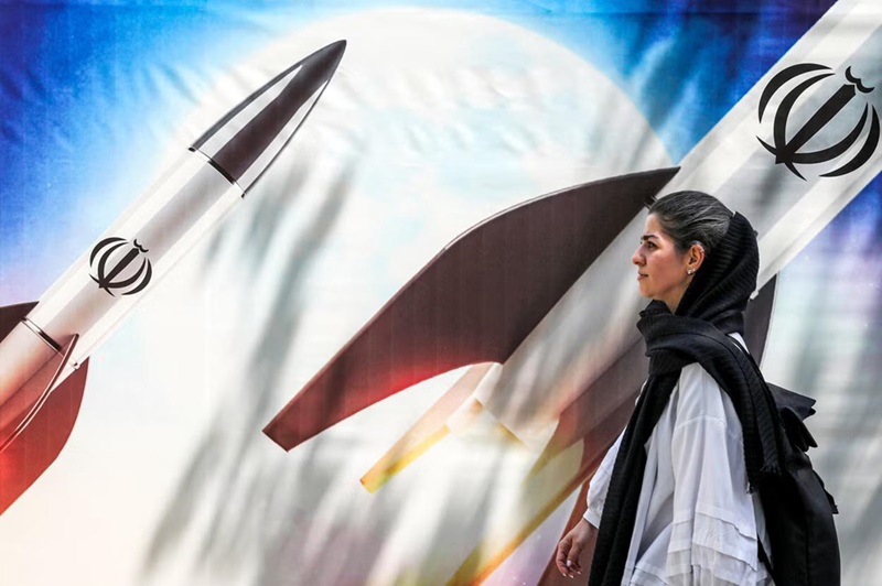 ململانێی نێوان ئێران و ئیسرائیل چۆن یارمەتیی سەرکردەکانیان دەدات لە دەسەڵاتدا بمێننەوە؟